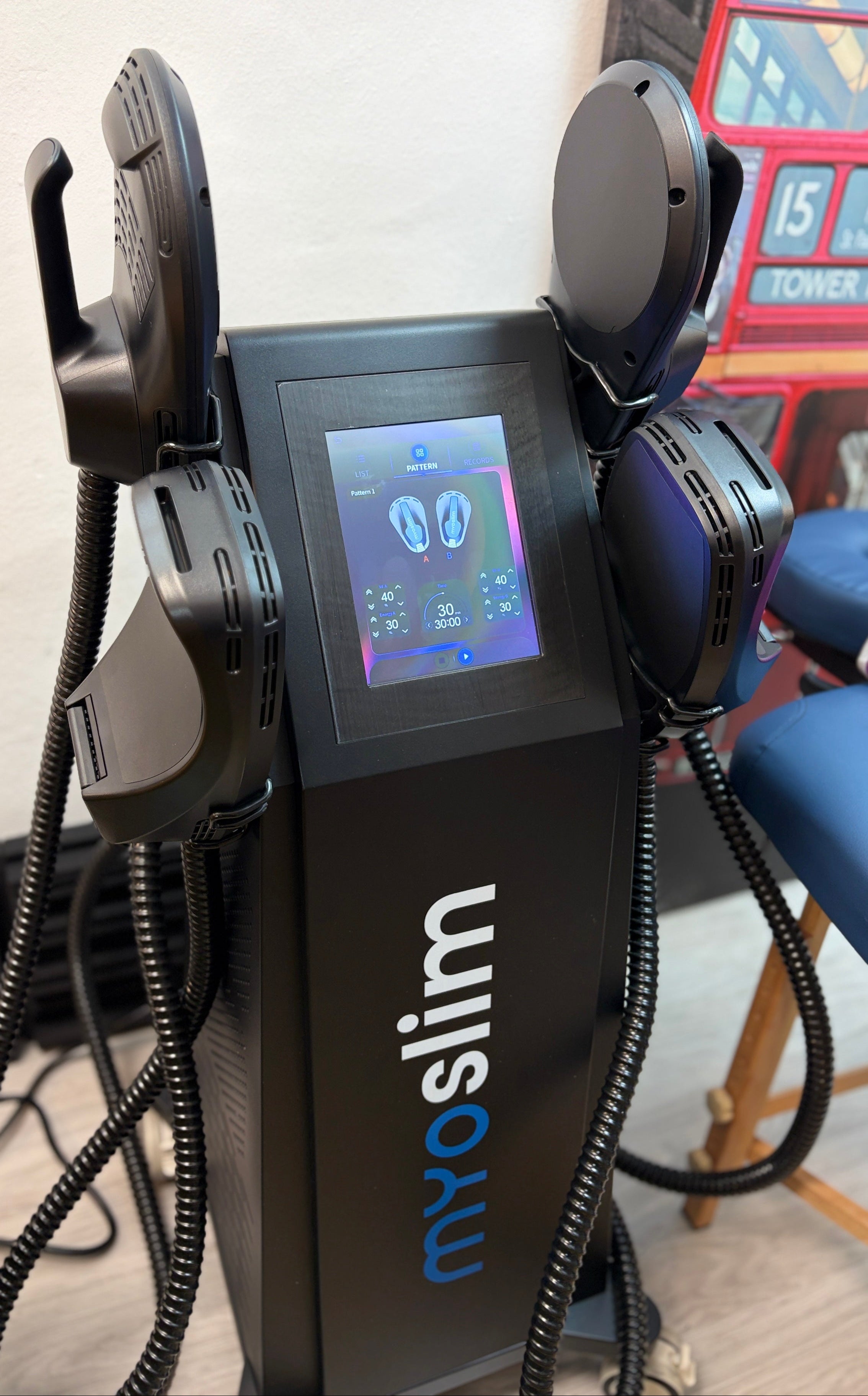 EMS stroj na chudnutie a tvarovanie svalstva - EMS Myoslim